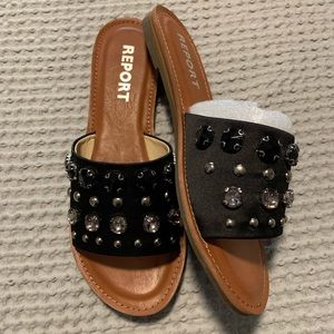 SOLD 🔴🔴 Brand new bling sandal